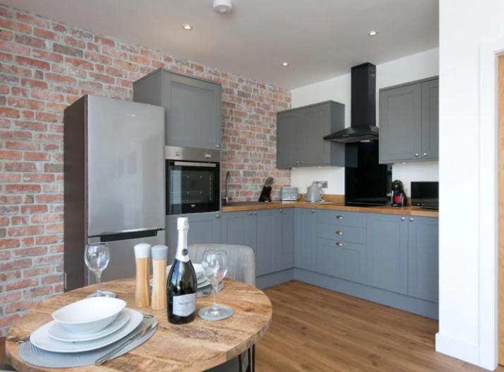 Adorable 1 Bedroom Country Cottage Bodewryd Buitenkant foto